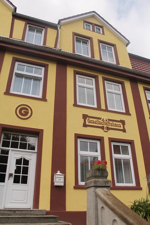 Hotel Gesellschaftshaus Bergen Auf Rugen Eksteriør billede